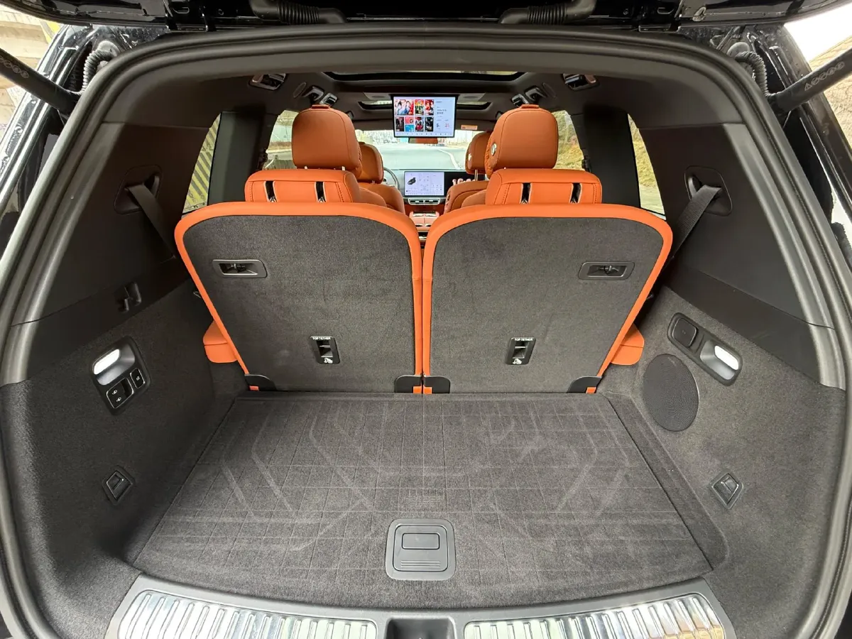 2024 Li L8 Range Extended 154HP REEV 52.3KWH,autocango,china used car exporter,china ev exporter,chinese used car exporter,chinese used ev exporter