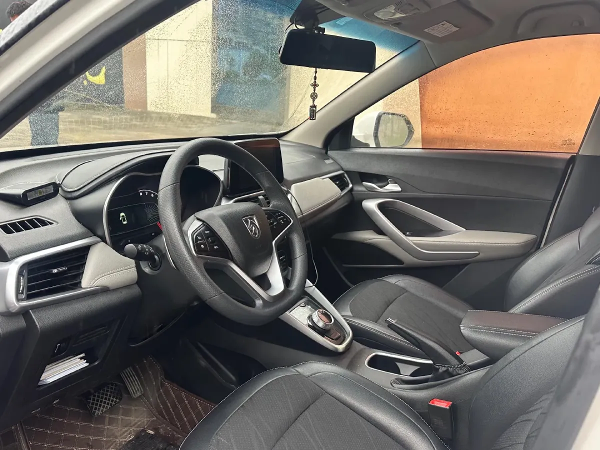 2017 BaoJun 310W 1.5L 105HP L4 6MT,autocango,china used car exporter,china ev exporter,chinese used car exporter,chinese used ev exporter