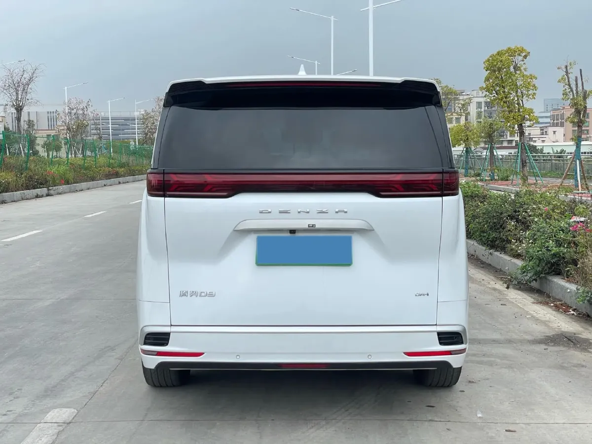 2024 Denza D9 1.5T 139HP L4 E-CVT PHEV 40KWH,autocango,china used car exporter,china ev exporter,chinese used car exporter,chinese used ev exporter