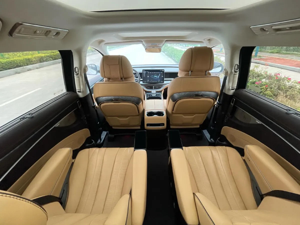 2024 Denza D9 1.5T 139HP L4 E-CVT PHEV 40KWH,autocango,china used car exporter,china ev exporter,chinese used car exporter,chinese used ev exporter