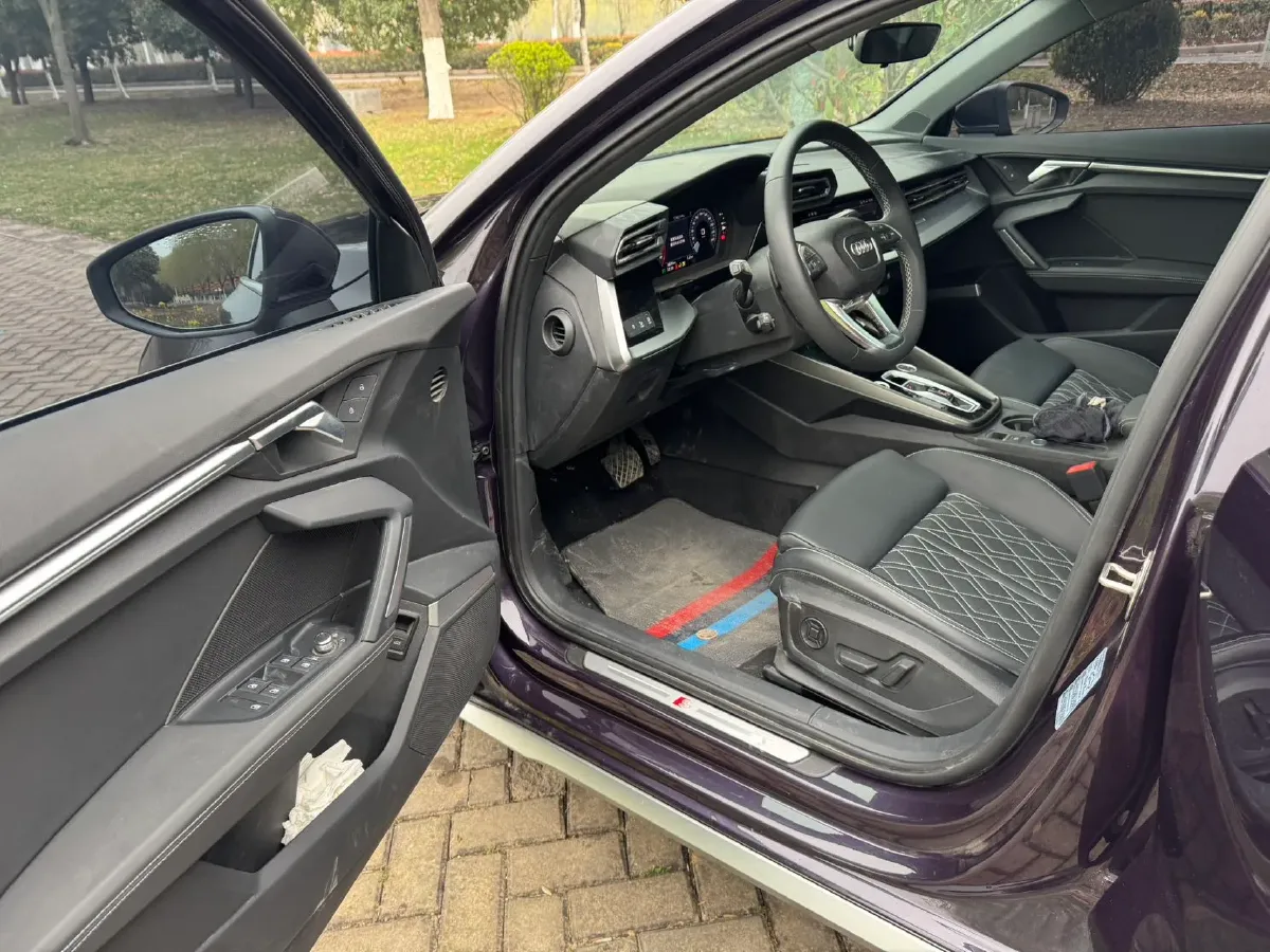 2025 Audi A3 1.5T 160HP L4 7DCT,autocango,china used car exporter,china ev exporter,chinese used car exporter,chinese used ev exporter