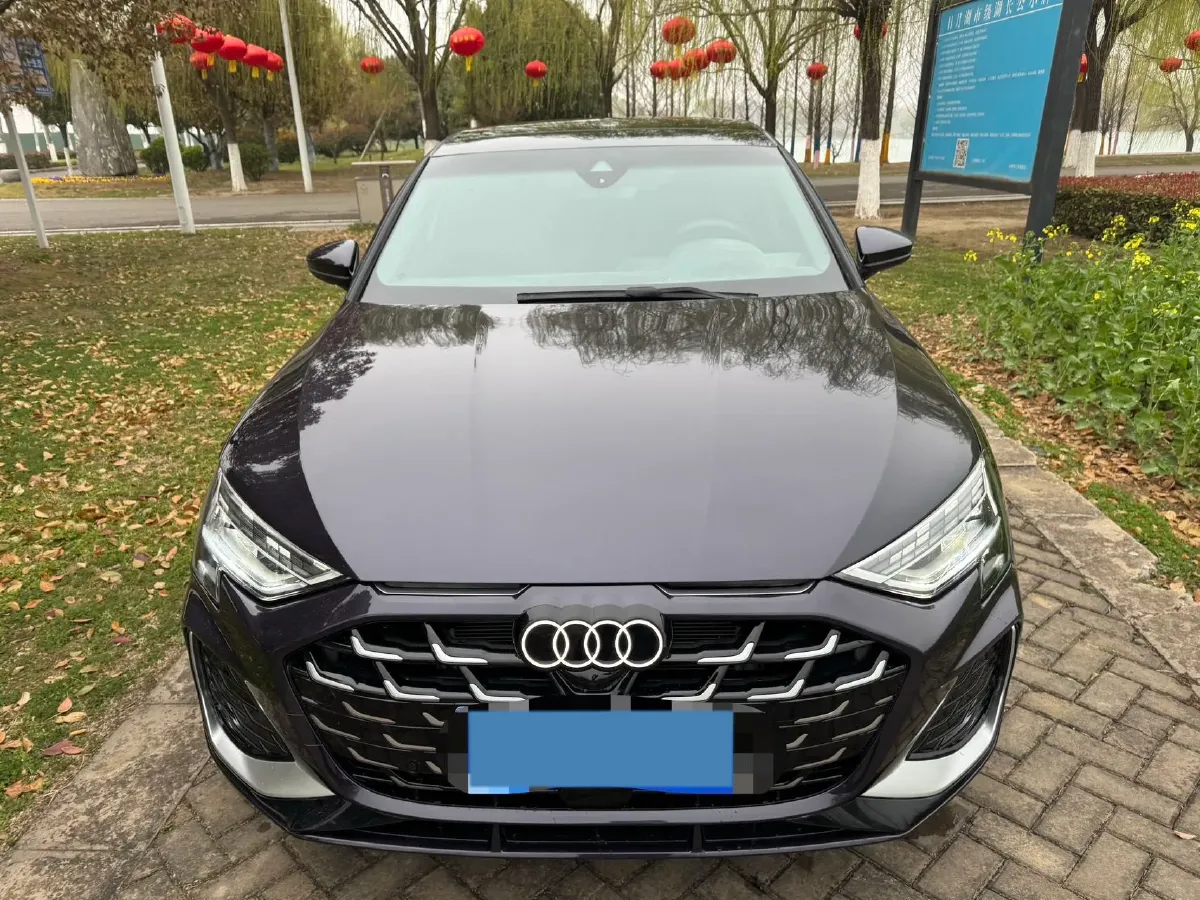 2025 Audi A3 1.5T 160HP L4 7DCT,autocango,china used car exporter,china ev exporter,chinese used car exporter,chinese used ev exporter