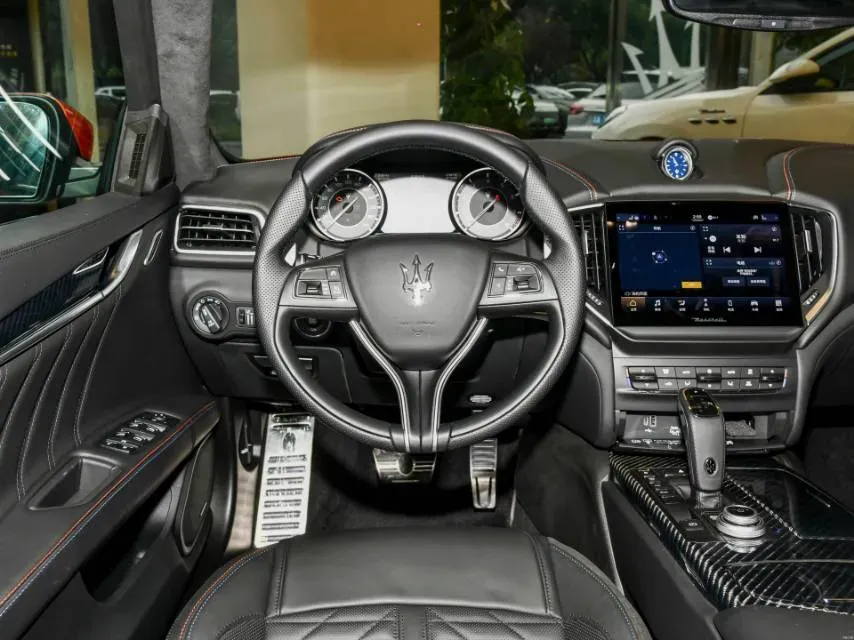 2023 Audi A8 3.0T 286HP V6 8AT,autocango,china used car exporter,china ev exporter,chinese used car exporter,chinese used ev exporter