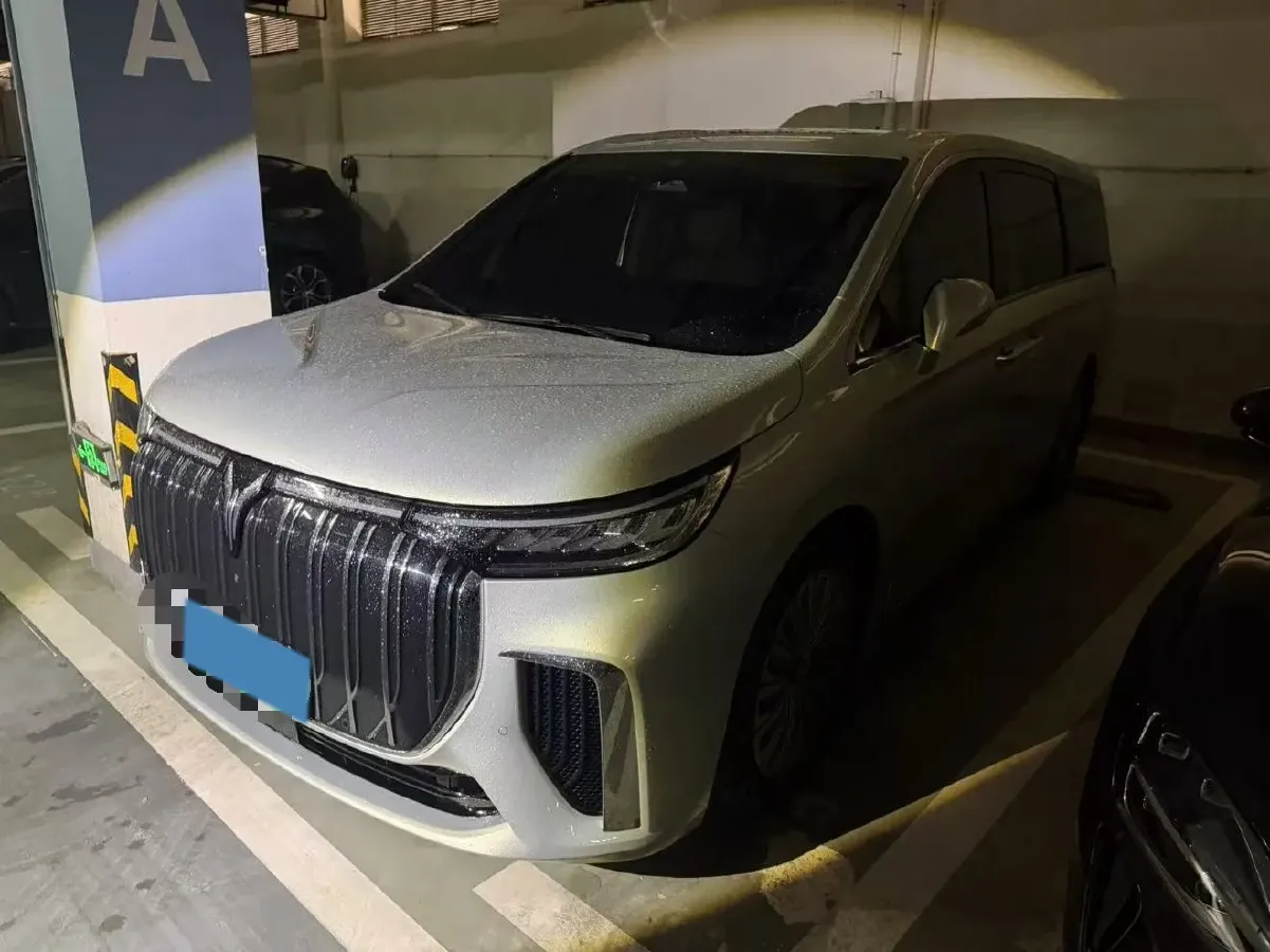2022 Voyah Dream BEV 108.7KWH,autocango,china used car exporter,china ev exporter,chinese used car exporter,chinese used ev exporter