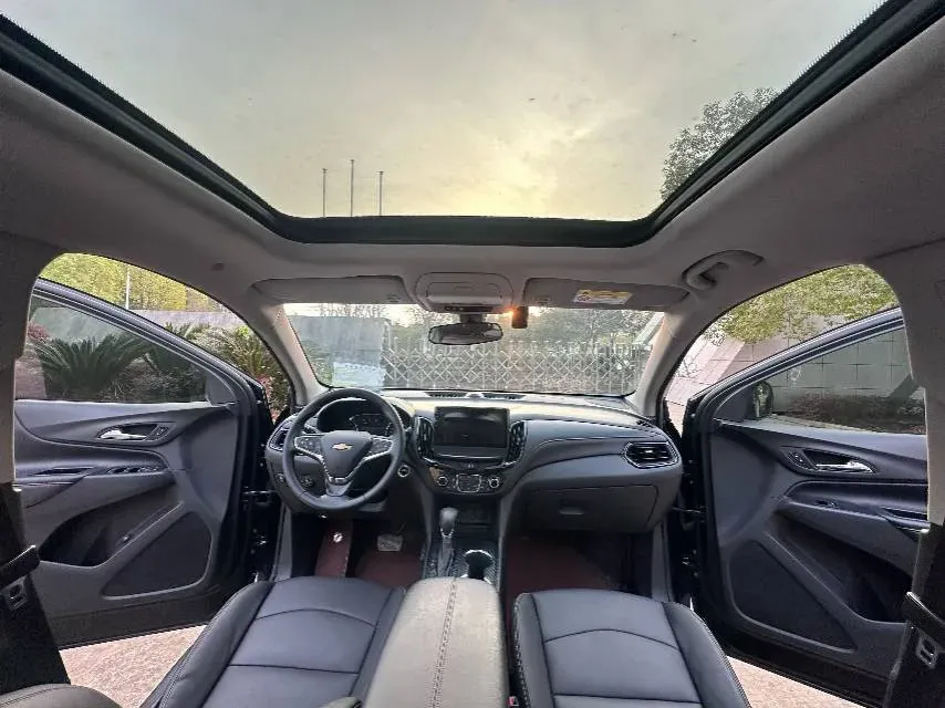 2021 Chevrolet Equinox 1.5T 169HP L4 6AT,autocango,china used car exporter,china ev exporter,chinese used car exporter,chinese used ev exporter