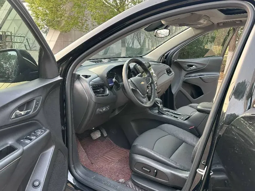 2021 Chevrolet Equinox 1.5T 169HP L4 6AT,autocango,china used car exporter,china ev exporter,chinese used car exporter,chinese used ev exporter