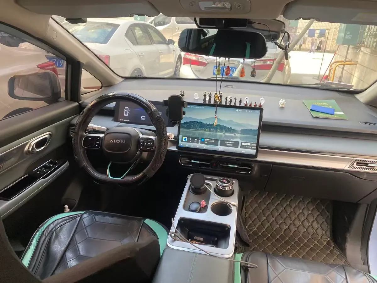 2024 Leapmotor C11 1.5L 95HP L4 REEV 43.74KWH,autocango,china used car exporter,china ev exporter,chinese used car exporter,chinese used ev exporter