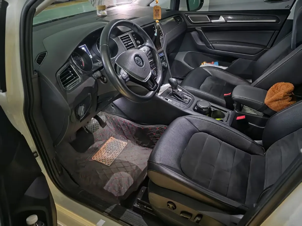 2018 Volkswagen Golf Sportsvan 1.4T 150HP L4 7DCT,autocango,china used car exporter,china ev exporter,chinese used car exporter,chinese used ev exporter