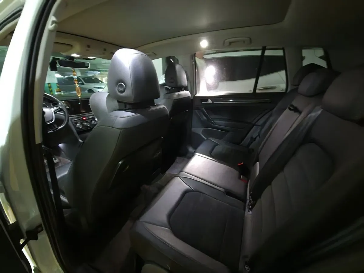 2018 Volkswagen Golf Sportsvan 1.4T 150HP L4 7DCT,autocango,china used car exporter,china ev exporter,chinese used car exporter,chinese used ev exporter