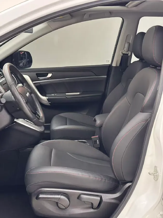 2019 Haval M6 1.5T 150HP L4 7DCT,autocango,china used car exporter,china ev exporter,chinese used car exporter,chinese used ev exporter