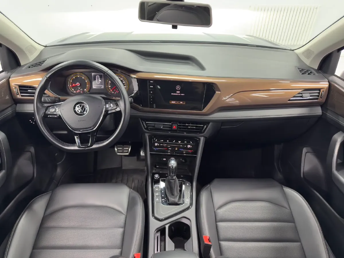 2021 Volkswagen Tharu 1.4T 150HP L4 7DCT,autocango,china used car exporter,china ev exporter,chinese used car exporter,chinese used ev exporter