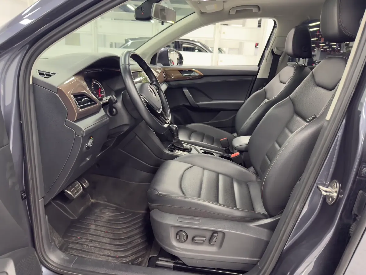 2021 Volkswagen Tharu 1.4T 150HP L4 7DCT,autocango,china used car exporter,china ev exporter,chinese used car exporter,chinese used ev exporter