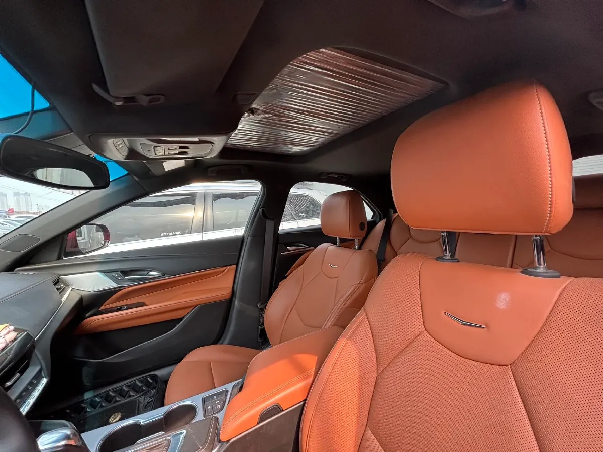 2021 Cadillac CT4 2.0T 237HP L4 8AT,autocango,china used car exporter,china ev exporter,chinese used car exporter,chinese used ev exporter