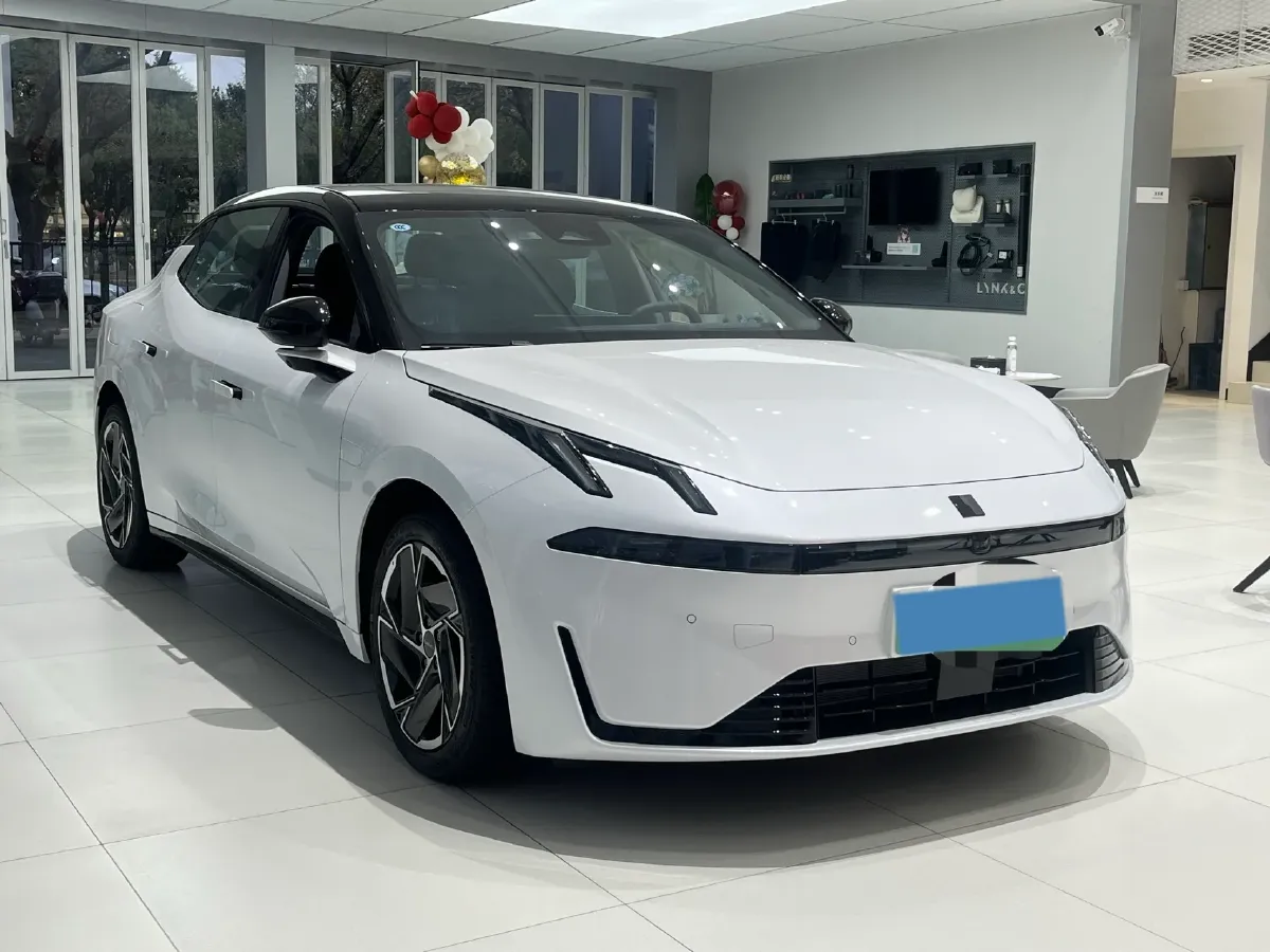 2024 LYNK&CO 07 EM-P 1.5T 163HP L4 3DHT PHEV 18.99KWH,autocango,china used car exporter,china ev exporter,chinese used car exporter,chinese used ev exporter