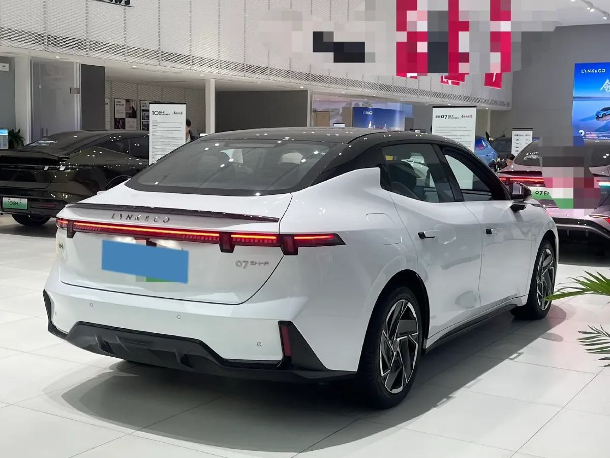 2024 LYNK&CO 07 EM-P 1.5T 163HP L4 3DHT PHEV 18.99KWH,autocango,china used car exporter,china ev exporter,chinese used car exporter,chinese used ev exporter