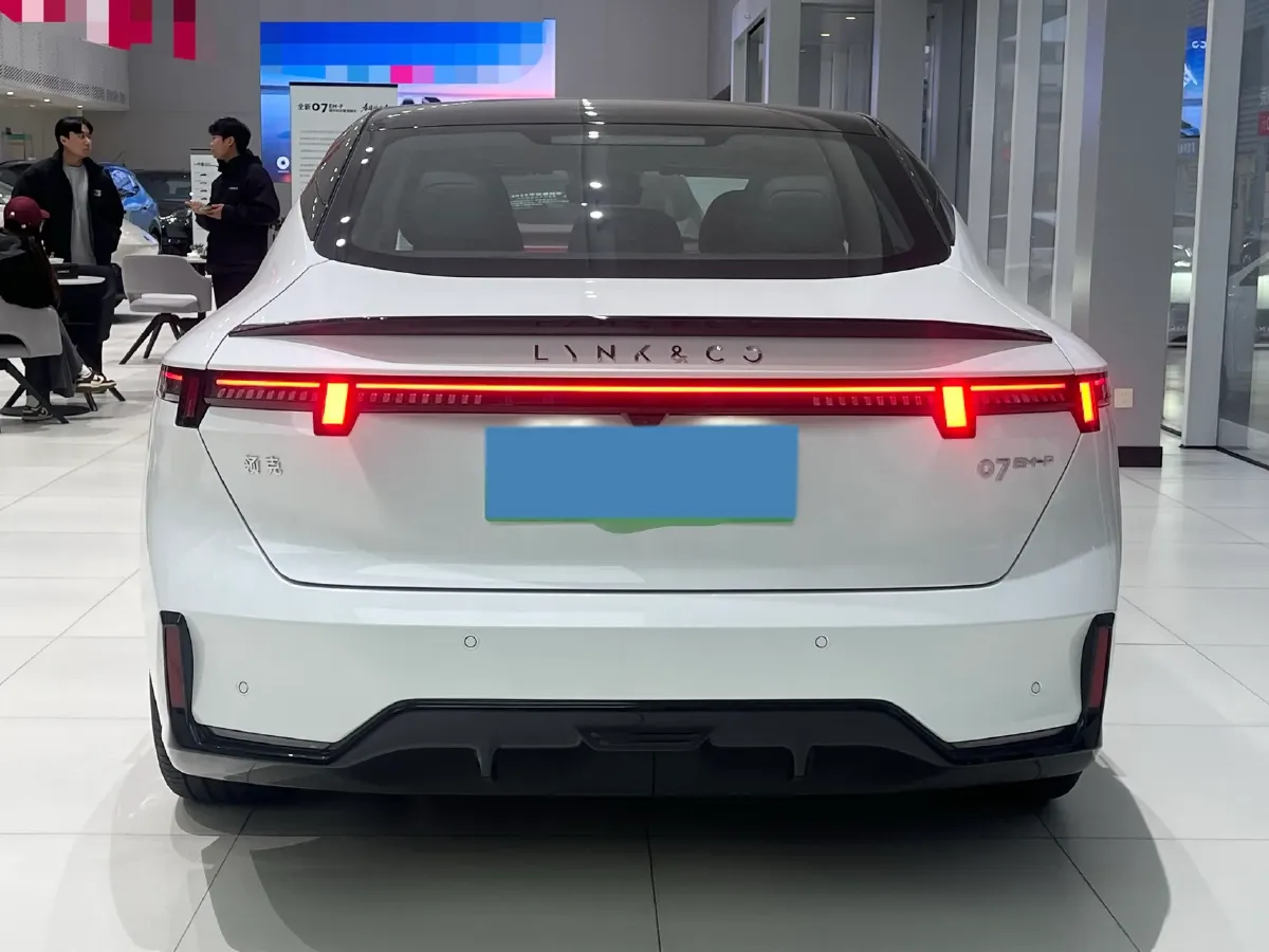 2024 LYNK&CO 07 EM-P 1.5T 163HP L4 3DHT PHEV 18.99KWH,autocango,china used car exporter,china ev exporter,chinese used car exporter,chinese used ev exporter
