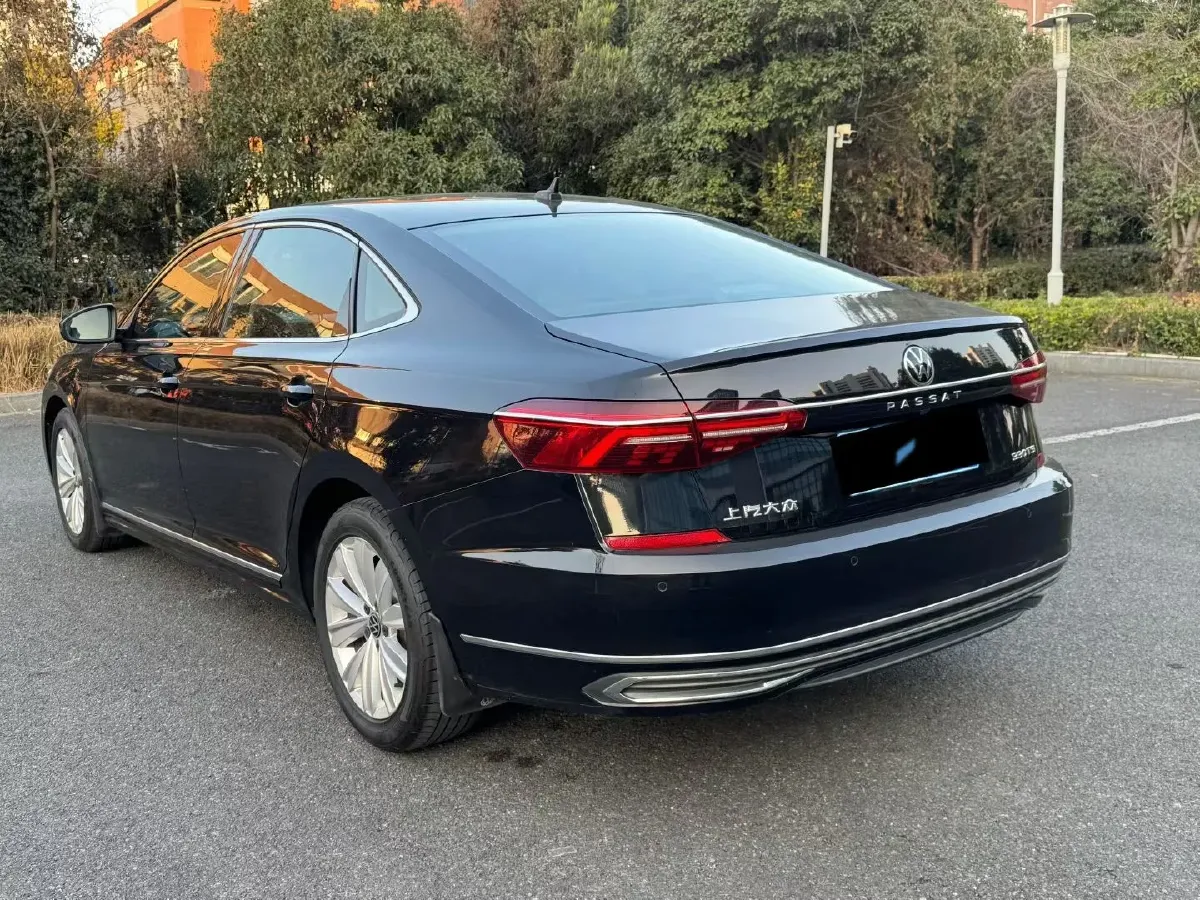 2020 Volkswagen Passat 2.0T 186HP L4 7DCT,autocango,china used car exporter,china ev exporter,chinese used car exporter,chinese used ev exporter