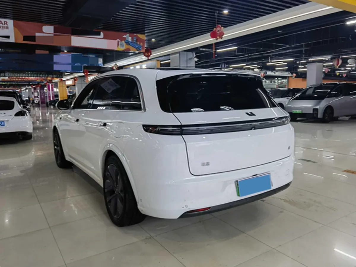 2023 Li L7 Range Extended 154HP REEV 40.9KWH,autocango,china used car exporter,china ev exporter,chinese used car exporter,chinese used ev exporter