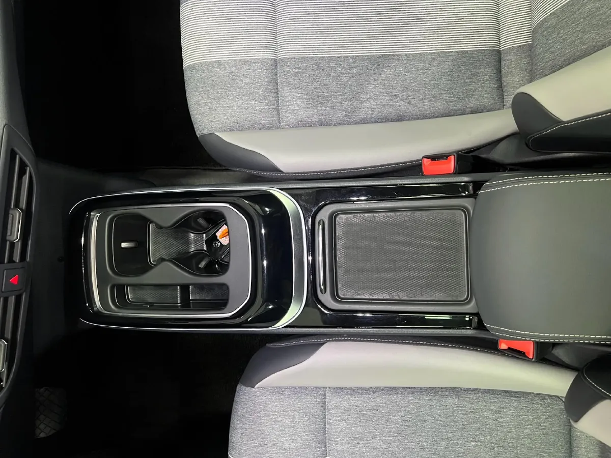 2026 Volkswagen ID.4 Crozz BEV,autocango,china used car exporter,china ev exporter,chinese used car exporter,chinese used ev exporter