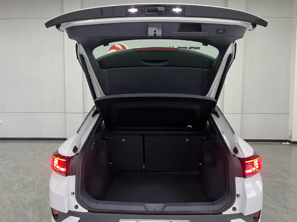 2026 Volkswagen ID.4 Crozz BEV,autocango,china used car exporter,china ev exporter,chinese used car exporter,chinese used ev exporter