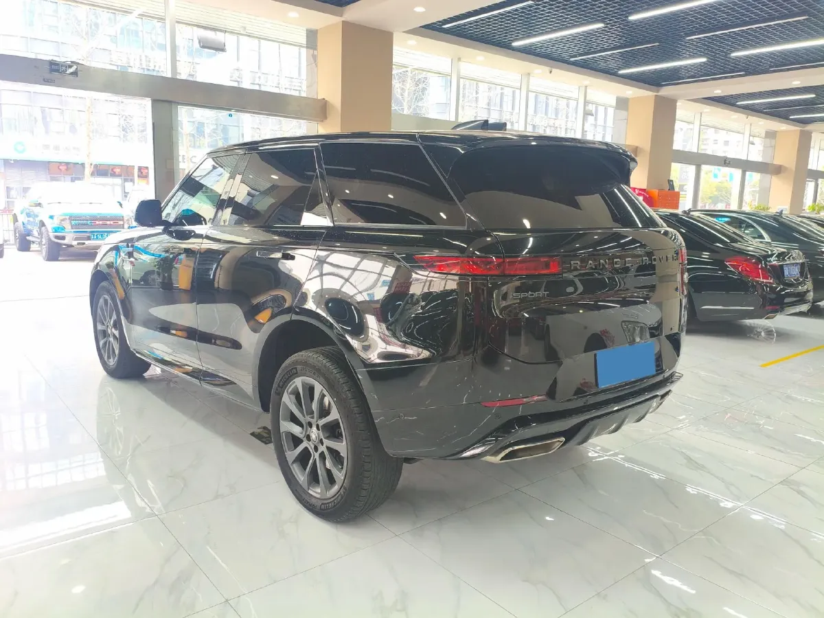 2024 Land Rover Range Rover Sport 3.0T 400HP L6 8AT,autocango,china used car exporter,china ev exporter,chinese used car exporter,chinese used ev exporter