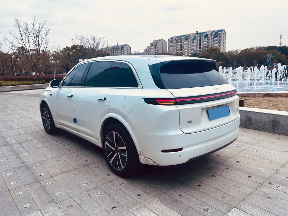 2024 Li L8 Range Extended 154HP REEV 42.8KWH,autocango,china used car exporter,china ev exporter,chinese used car exporter,chinese used ev exporter