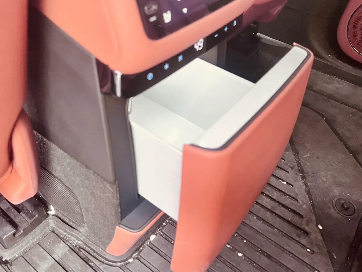 2024 Li L8 Range Extended 154HP REEV 42.8KWH,autocango,china used car exporter,china ev exporter,chinese used car exporter,chinese used ev exporter