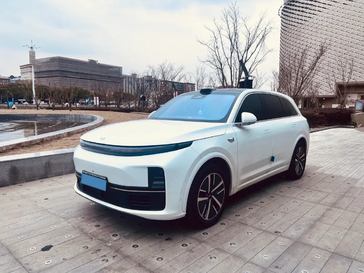 2024 Li L8 Range Extended 154HP REEV 42.8KWH,autocango,china used car exporter,china ev exporter,chinese used car exporter,chinese used ev exporter