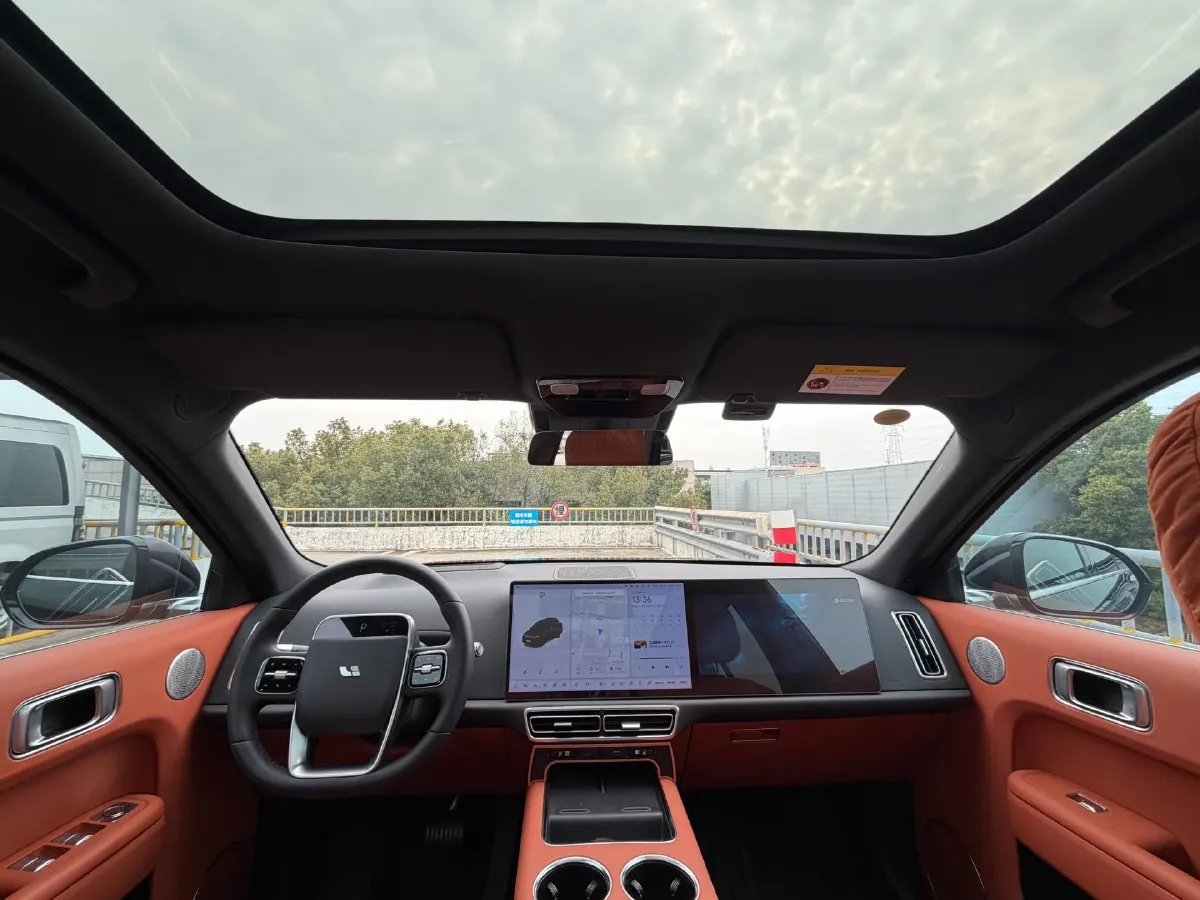 2022 Li L9 Range Extended 154HP REEV 42.6KWH,autocango,china used car exporter,china ev exporter,chinese used car exporter,chinese used ev exporter