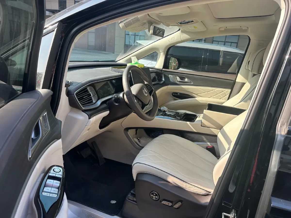 2024 Denza D9 1.5T 139HP L4 E-CVT PHEV 40KWH,autocango,china used car exporter,china ev exporter,chinese used car exporter,chinese used ev exporter