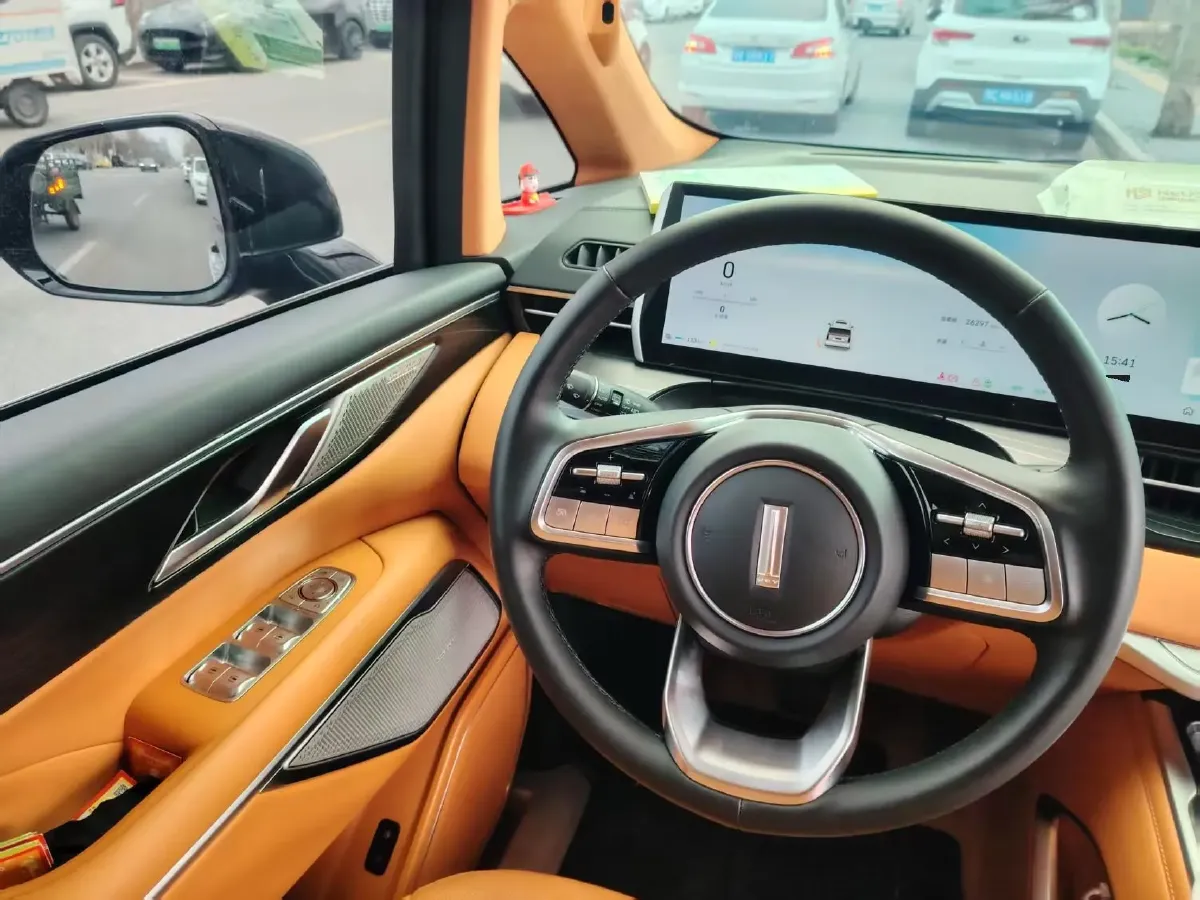 2024 Voyah ZhuiGuang 1.5T 136HP L4 PHEV 43KWH,autocango,china used car exporter,china ev exporter,chinese used car exporter,chinese used ev exporter