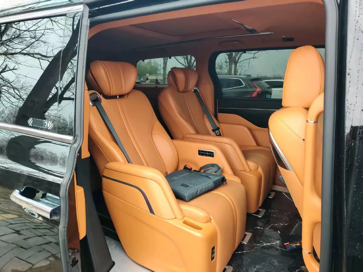 2024 Voyah ZhuiGuang 1.5T 136HP L4 PHEV 43KWH,autocango,china used car exporter,china ev exporter,chinese used car exporter,chinese used ev exporter