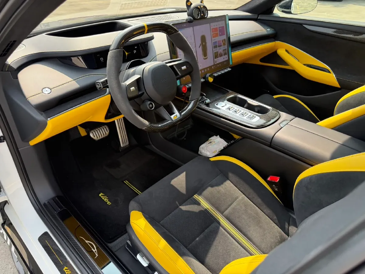 2025 MI SU7 Ultra BEV 93.7KWH,autocango,china used car exporter,china ev exporter,chinese used car exporter,chinese used ev exporter