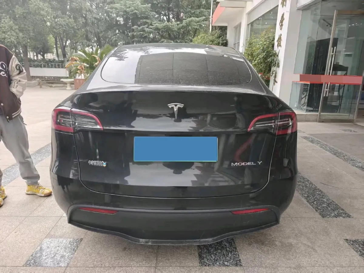 2024 Iveco OuSheng BEV 77.28KWH,autocango,china used car exporter,china ev exporter,chinese used car exporter,chinese used ev exporter