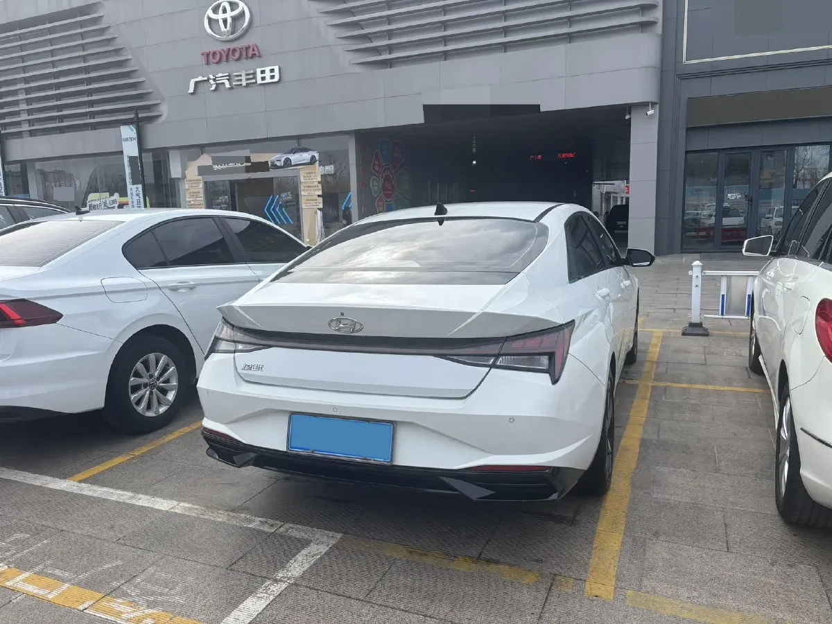 2021 Hyundai Elantra 1.5L 115HP L4 CVT,autocango,china used car exporter,china ev exporter,chinese used car exporter,chinese used ev exporter