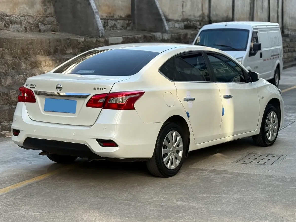 2022 Nissan Sylphy 1.6L 122HP L4 CVT,autocango,china used car exporter,china ev exporter,chinese used car exporter,chinese used ev exporter