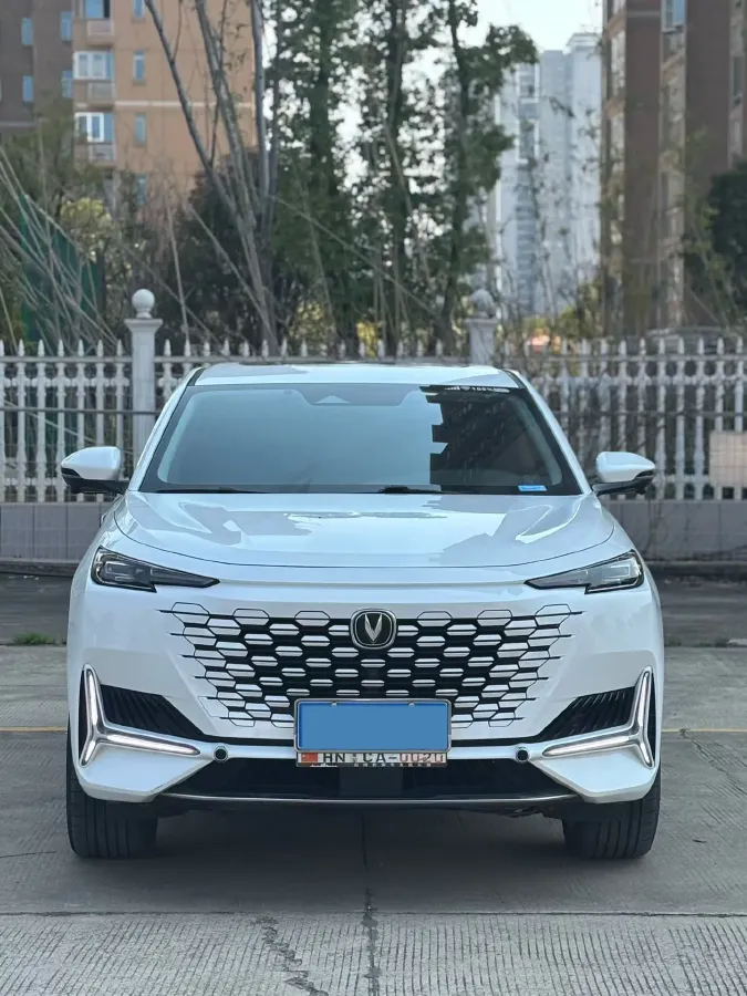 2021 ChangAn UNI-K 2.0T 233HP L4 8AT,autocango,china used car exporter,china ev exporter,chinese used car exporter,chinese used ev exporter