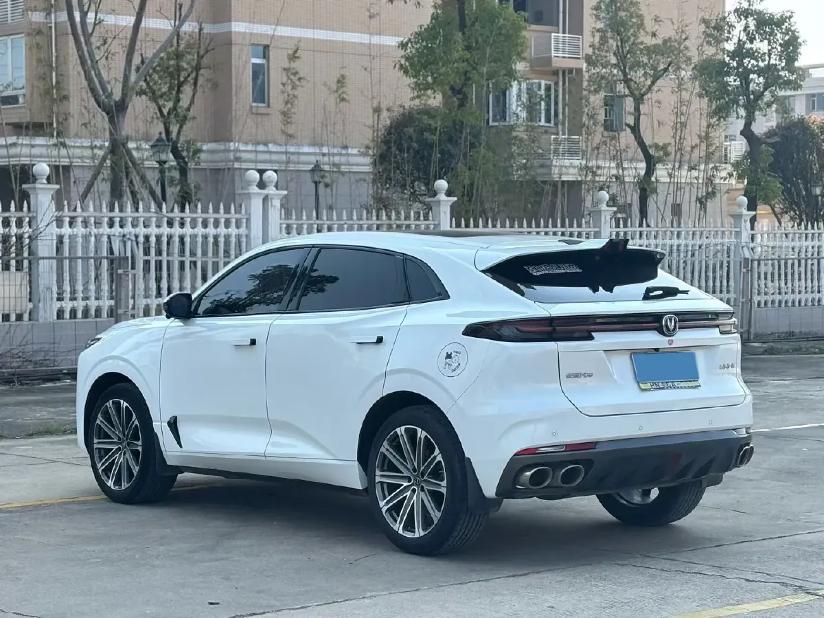 2021 ChangAn UNI-K 2.0T 233HP L4 8AT,autocango,china used car exporter,china ev exporter,chinese used car exporter,chinese used ev exporter