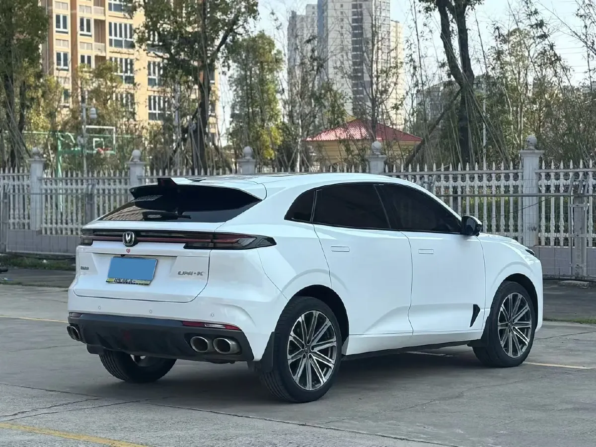 2021 ChangAn UNI-K 2.0T 233HP L4 8AT,autocango,china used car exporter,china ev exporter,chinese used car exporter,chinese used ev exporter