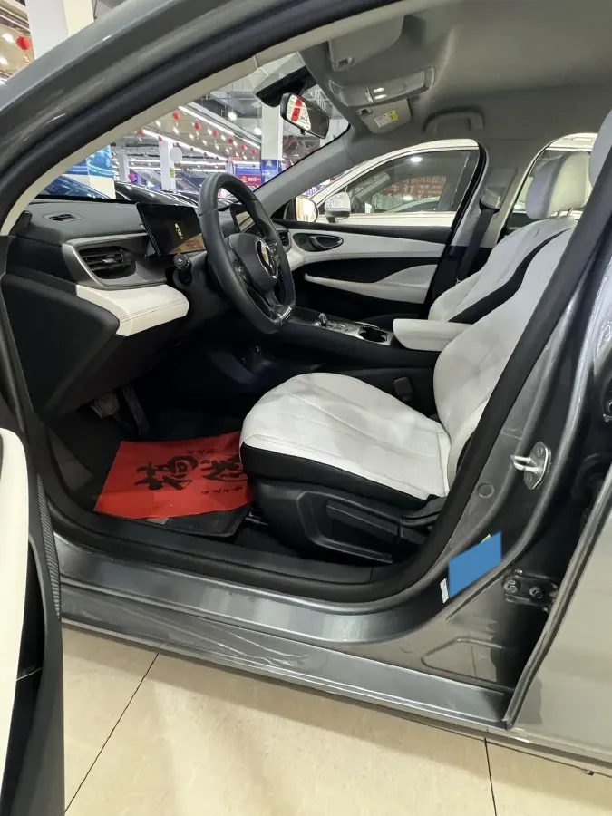 2025 BYD Seal05 DM-i 1.5L 101HP L4 E-CVT PHEV 7.68KWH,autocango,china used car exporter,china ev exporter,chinese used car exporter,chinese used ev exporter