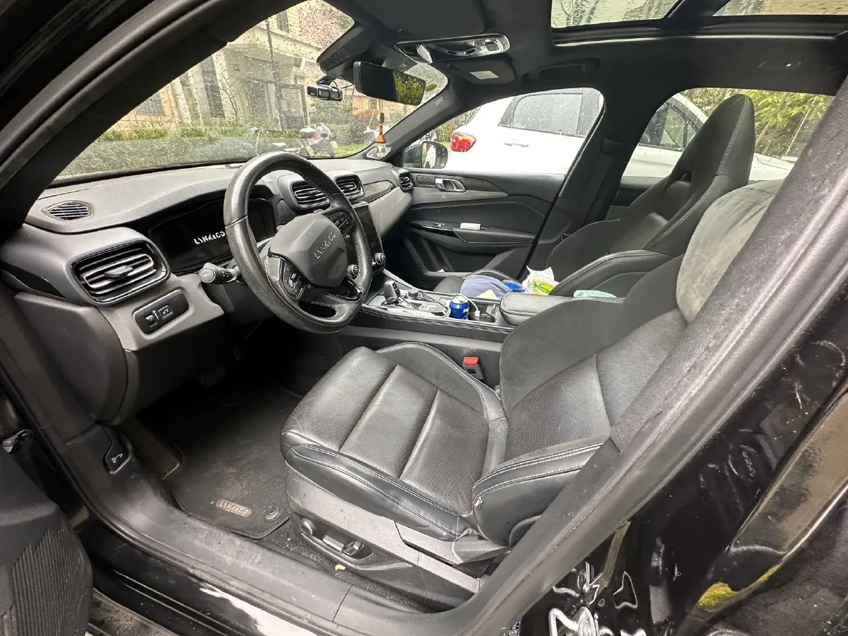 2022 LYNK&CO 03 2.0T 190HP L4 7DCT,autocango,china used car exporter,china ev exporter,chinese used car exporter,chinese used ev exporter