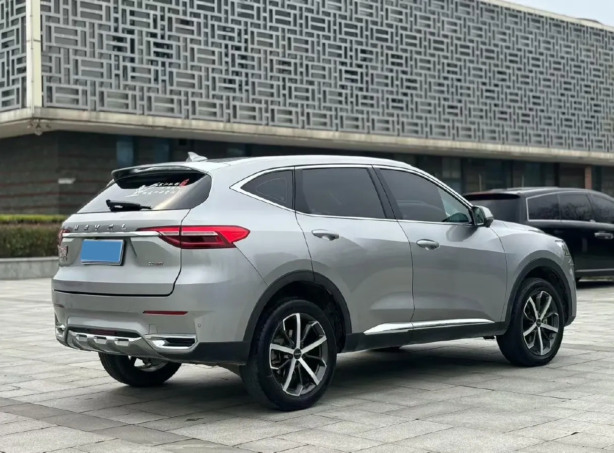 2021 Haval F7 1.5T 169HP L4 7DCT,autocango,china used car exporter,china ev exporter,chinese used car exporter,chinese used ev exporter