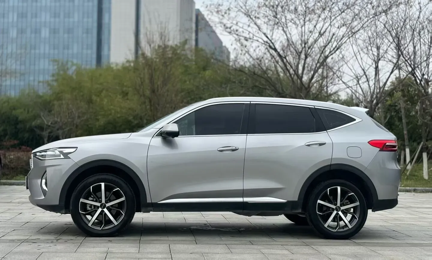 2021 Haval F7 1.5T 169HP L4 7DCT,autocango,china used car exporter,china ev exporter,chinese used car exporter,chinese used ev exporter