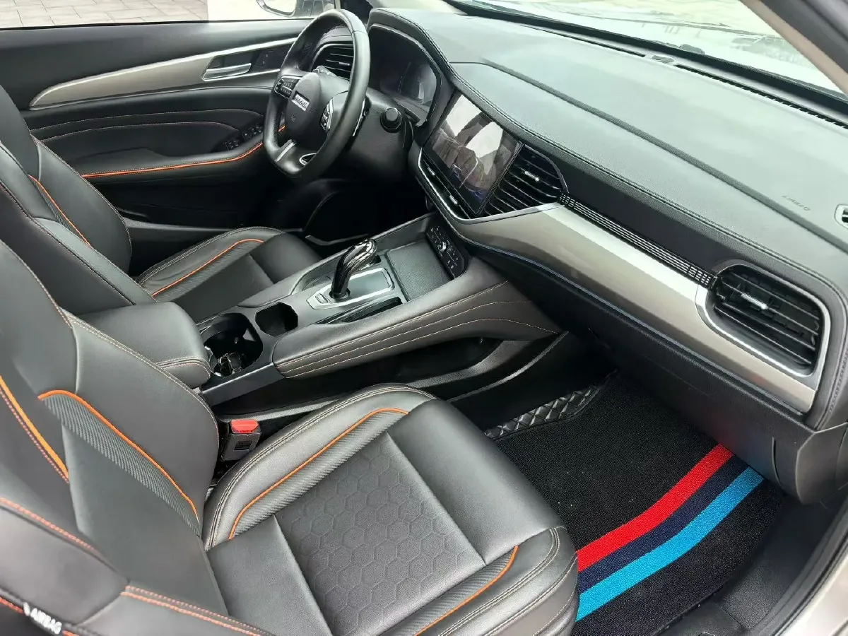 2021 Haval F7 1.5T 169HP L4 7DCT,autocango,china used car exporter,china ev exporter,chinese used car exporter,chinese used ev exporter