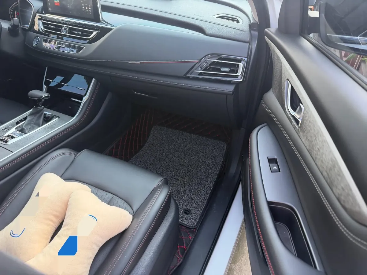 2022 ChangAn CS75 1.5T 180HP L4 7DCT,autocango,china used car exporter,china ev exporter,chinese used car exporter,chinese used ev exporter