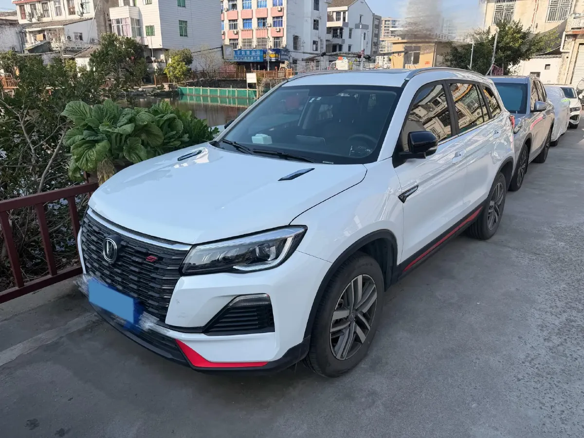 2022 ChangAn CS75 1.5T 180HP L4 7DCT,autocango,china used car exporter,china ev exporter,chinese used car exporter,chinese used ev exporter