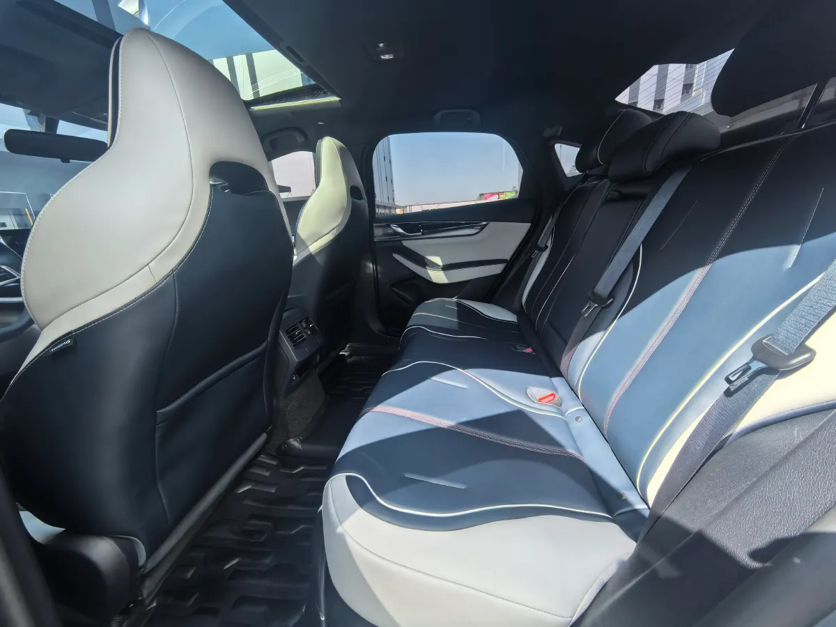 2021 Haval F7 1.5T 169HP L4 7DCT,autocango,china used car exporter,china ev exporter,chinese used car exporter,chinese used ev exporter