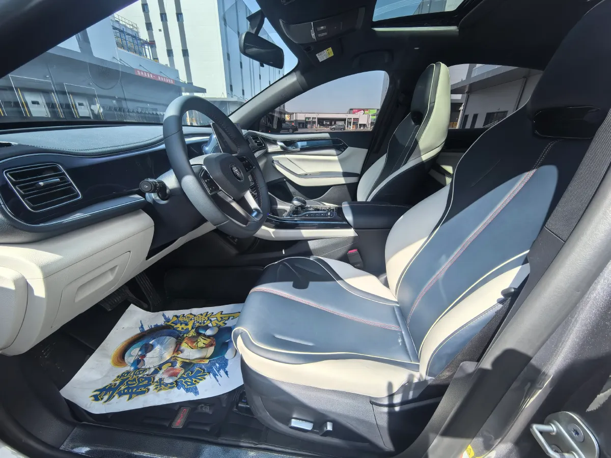 2021 Haval F7 1.5T 169HP L4 7DCT,autocango,china used car exporter,china ev exporter,chinese used car exporter,chinese used ev exporter