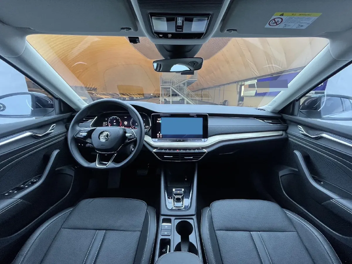 2021 Skoda Octavia 1.4T 150HP L4 7DCT,autocango,china used car exporter,china ev exporter,chinese used car exporter,chinese used ev exporter