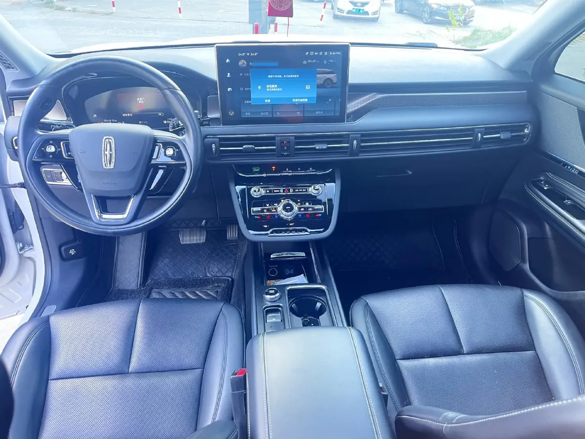 2022 Lincoln Corsair 2.0T 245HP L4 8AT,autocango,china used car exporter,china ev exporter,chinese used car exporter,chinese used ev exporter